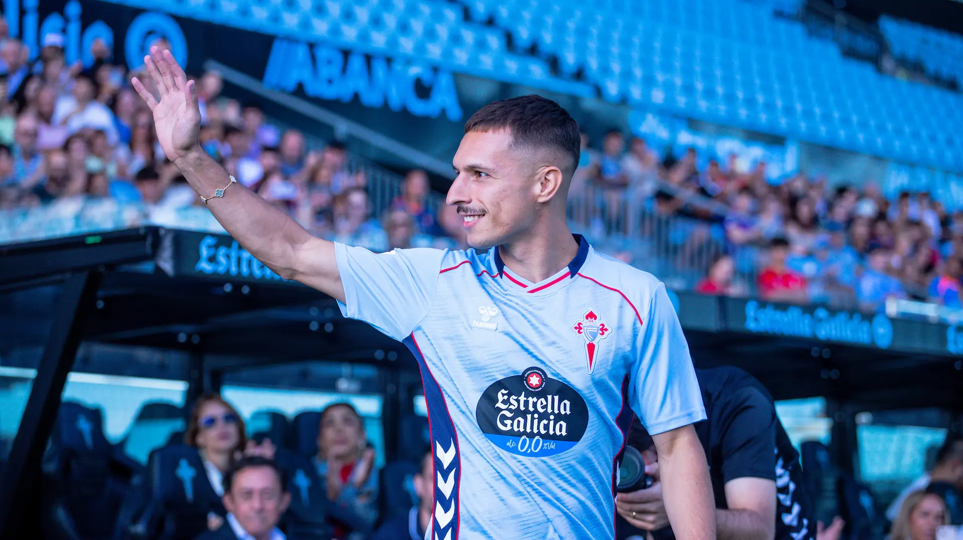 Presentación Jugadores RC Celta 25/26 | Ionut Radu, Ferran Jutglá y Bryan Zaragoza