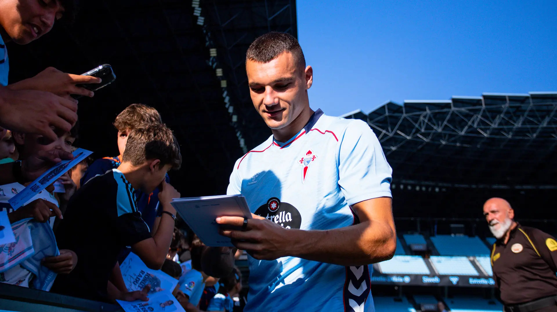 Presentación Jugadores RC Celta 25/26 | Ionut Radu, Ferran Jutglá y Bryan Zaragoza